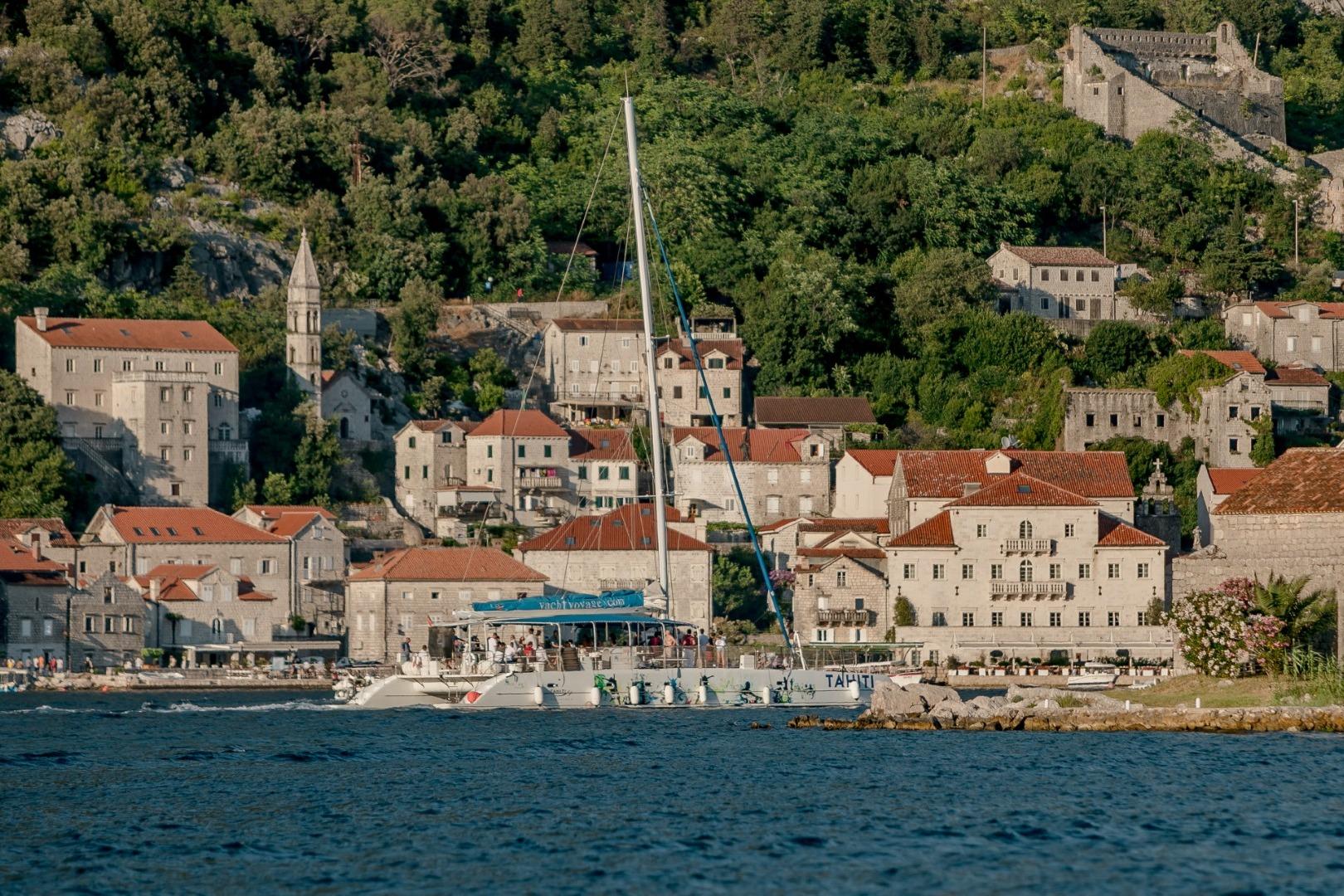 2015 Fountaine Pajot 80 Tahiti