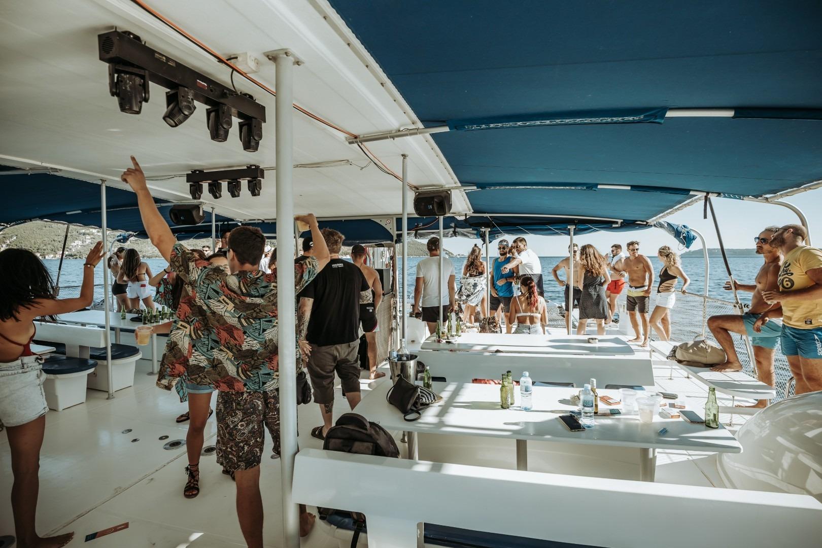 2015 Fountaine Pajot 80 Tahiti