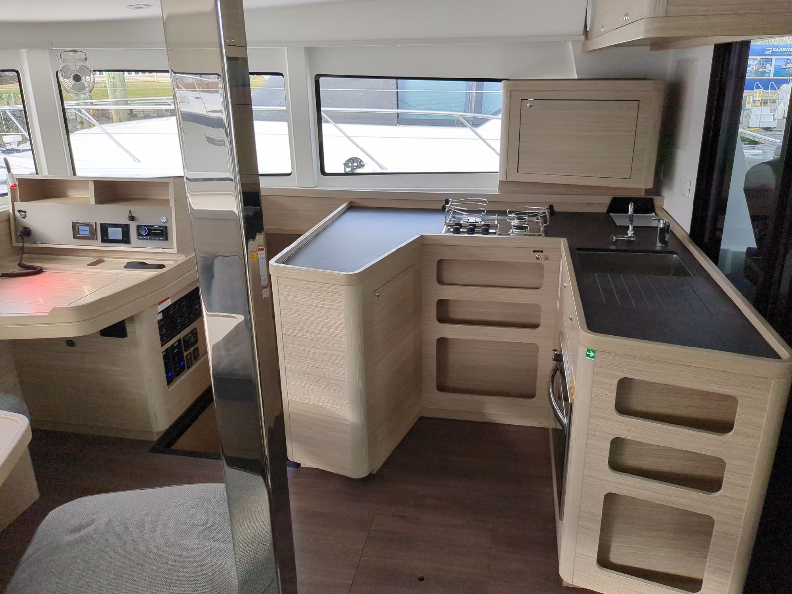 2024 Lagoon 42 Owner’s Version