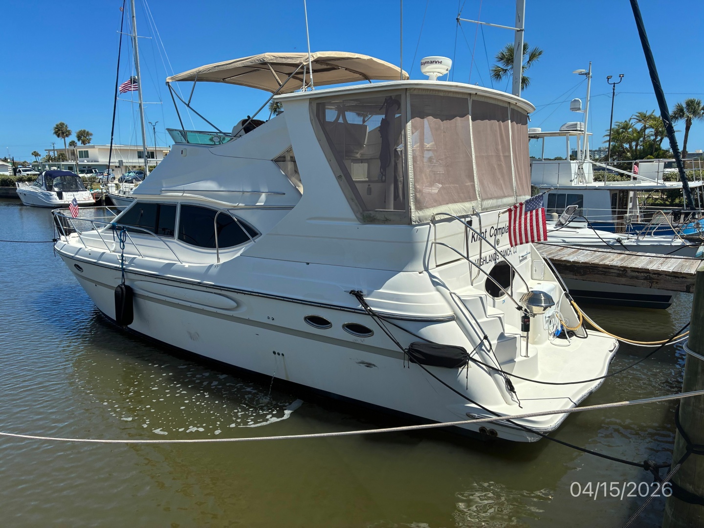 M/Y Knot Complaining